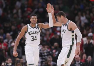 教练组的及 教练组的及