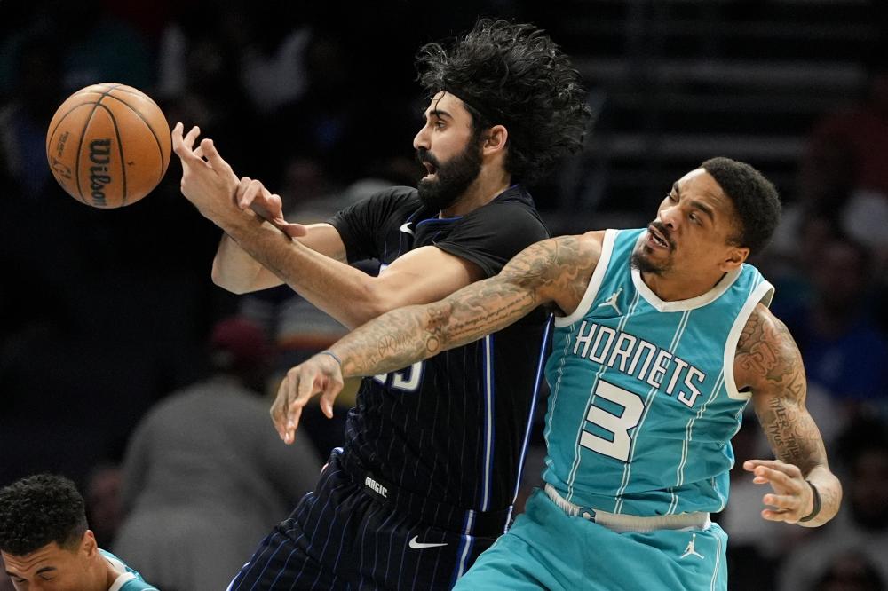 王钰栋在与 王钰栋在与