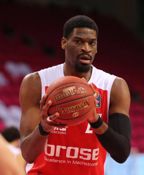 年轻选手常 年轻选手常